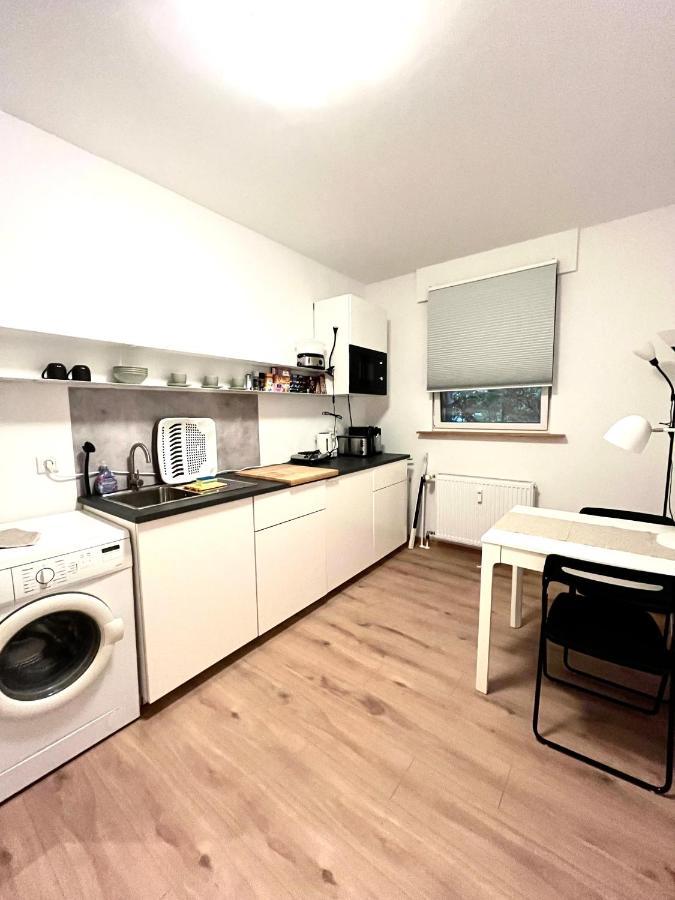 X-Hain Kiezwohnung Berlin Bagian luar foto